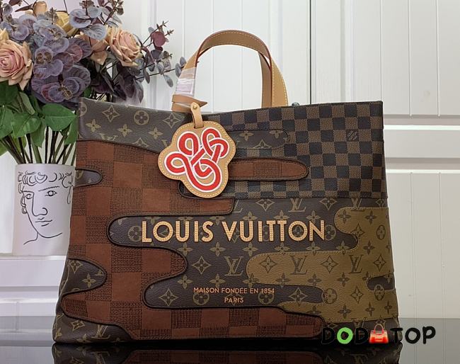 Louis Vuitton Monogram Reverse Shopper Tote  bag size 32 x 16 x 40cm - 1