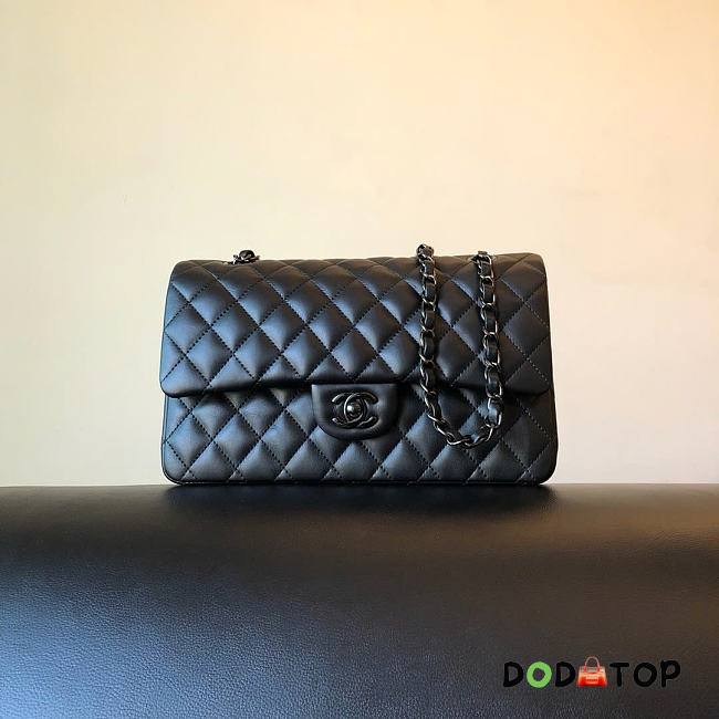 Chanel Medium Flap Bag Lambskin Black Hardware Size 23cm - 1