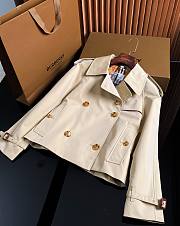 Burberry Women's Jacket brown - 1