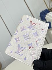 Louis Vuitton M25594 wallet 7 x 1.5 x 12 cm - 02 - 3