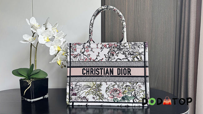 Dior Book Tote Maria Grazia Chiuri bag size  36 x 27.5 x 16.5cm - 1