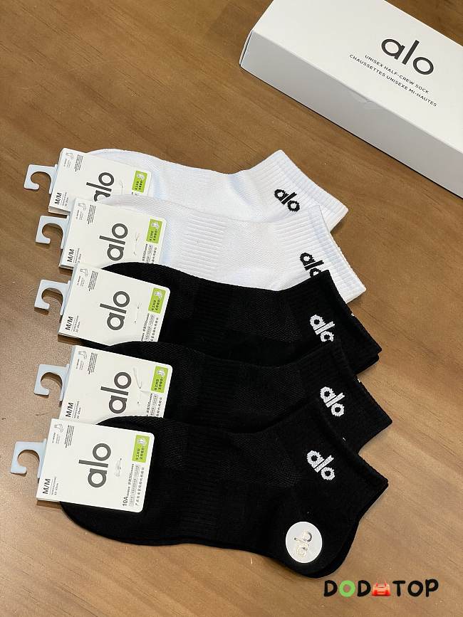 Alo Socks (5 pairs) - 05 - 1