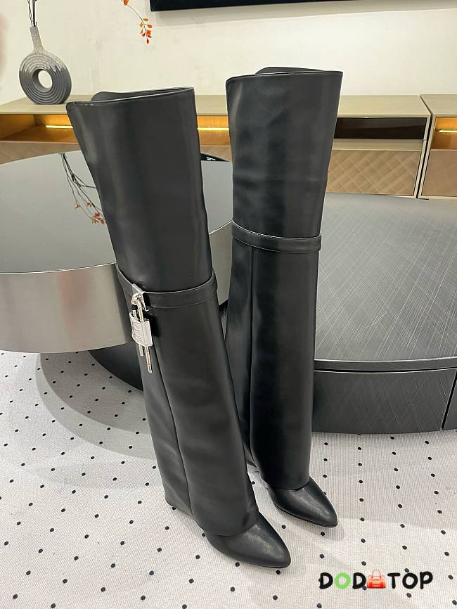 Givenchy Cuissardes En Cuir Shark Lock boots black - 1