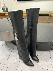 Givenchy Cuissardes En Cuir Shark Lock boots black - 1