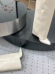 Givenchy Cuissardes En Cuir Shark Lock boots white - 6