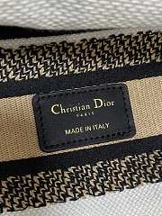 Dior lady bag Souvenir Natural raffia and multicolored embroidered cotton size 24x11x20cm   - 5