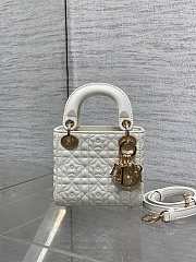 Dior mirco mini white bag size 12x10x5cm - 1