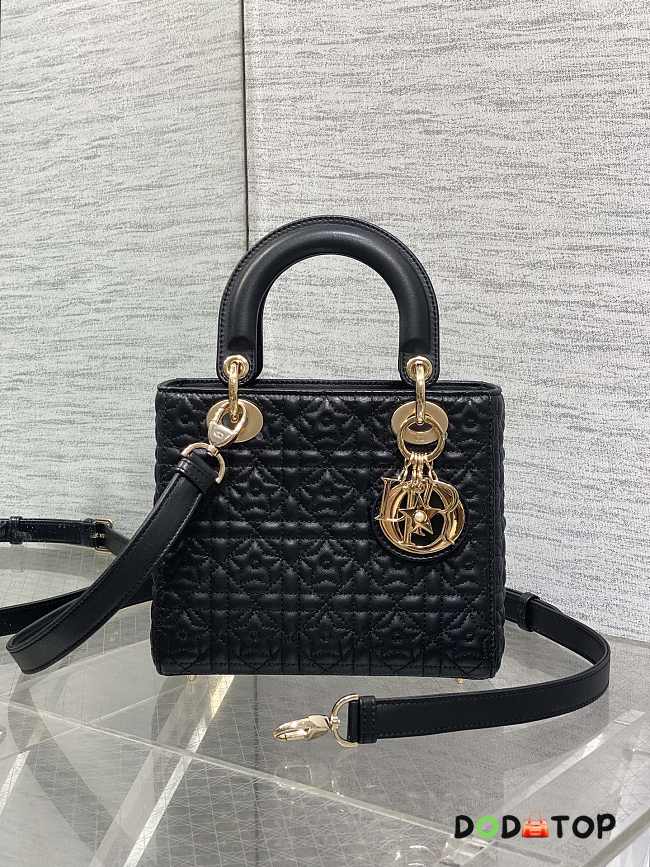 Dior mirco pink bag size 12x10x5cm - 1