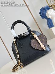 Louis Vuitton Alma BB bag black size 23x17x11cm - 1