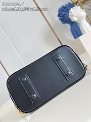Louis Vuitton Alma BB bag black size 23x17x11cm - 4
