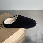 UGG Scuff Slipper Fleece Lined Black - 01 - 2