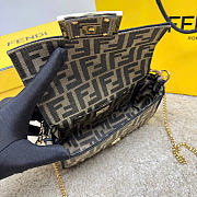 Fendi Baguette brown bag size 19×5×11cm - 6