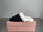 MiuMiu Fur slippers black - 4