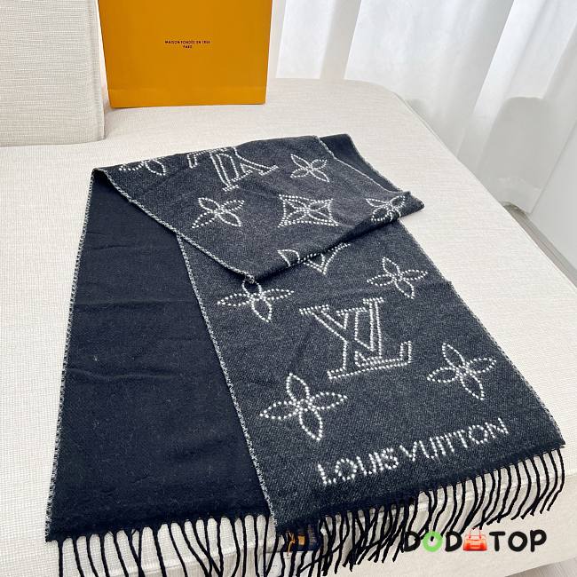LV scarf 176X28 cm - 1
