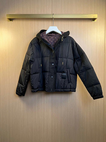 Louis Vuitton Puffer jacket black