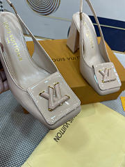 Louis Vuitton hight heels beige color 8.5cm - 5