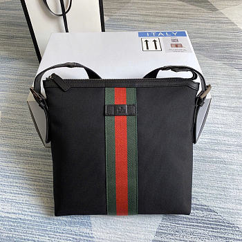 Gucci Techno Canvas Messenger Bag crossbody bag black size W27xH38xD4