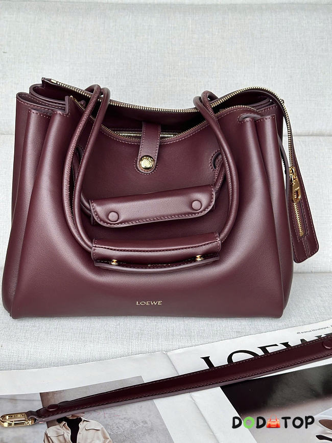 Loewe Madrid red bag size 28.5x11x23cm - 1