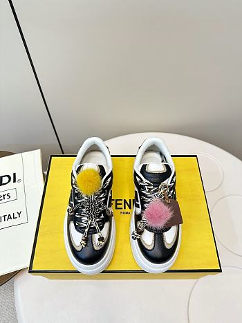 Fendi Match Pink leather low platform sneaker with jewel - 02