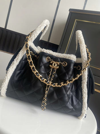 Chanel hobo black bag size 30x26x14cm