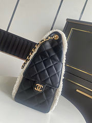 Chanel hobo black bag size 30x26x14cm - 6