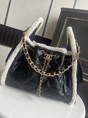 Chanel hobo black bag size 30x26x14cm - 3