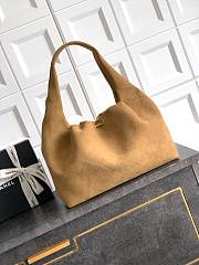 Chanel Hobo brown bag size 35x12x45cm - 5