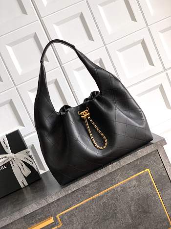 Chanel Hobo black bag size 35x12x45cm