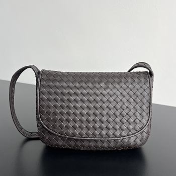 Bottega Veneta Veneto Flap Crossbody black Bag 26x18.5x5cm - 01
