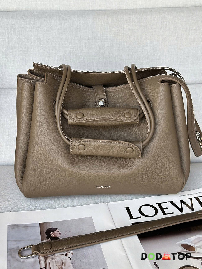 Loewe Madrid gray bag size 28.5x11x23cm - 1