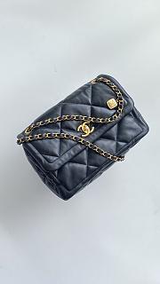 Chanel crossbody bag black size 24x35x10 cm - 1
