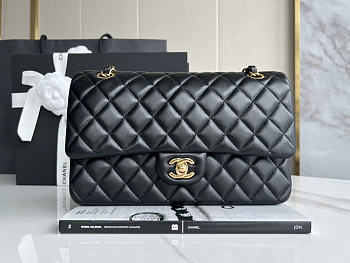 Chanel flap bag lambskin black bag size 25cm