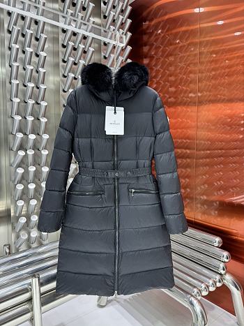 Moncler long black jacket (Hooded jacket with fur trim)