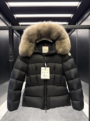 Moncler black jacket (Hooded jacket with fur trim)
