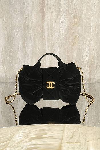 Chanel Bow bag black velvet fabric size 26x15x5cm