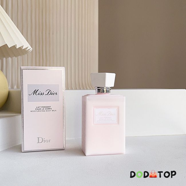 Dior Perfume 200ml - 1