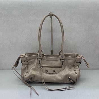 Balenciaga Handbag Underarm Bag beige size 31×19×9cm