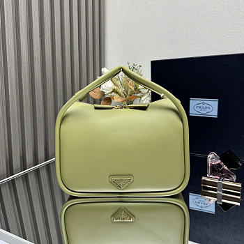 Prada Darling leather handbag size 25x18x10.5cm