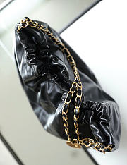 Chanel 22 Bag black Gold Buckle Size 48 x 45 x 10 cm - 2