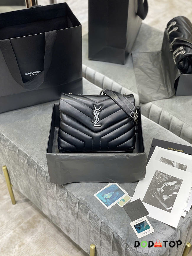 YSL Saint Laurent Lou Lou black bag size 25×17×9cm Code Jackie  (25% off) - 1