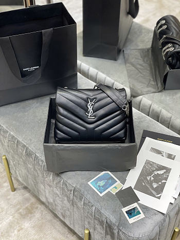 YSL Saint Laurent Lou Lou black bag size 25×17×9cm Code Jackie  (25% off)