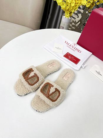 Valentino sandals white