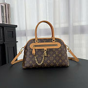Louis Vuitton M15208 Ever More PM Handbag size 35 x 21 x 12 cm - 3