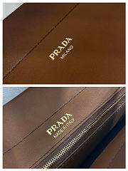 Prada handbag brown size 16×11×32cm - 4