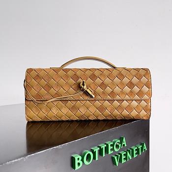 Bottega Veneta Andiamo Clutch brown