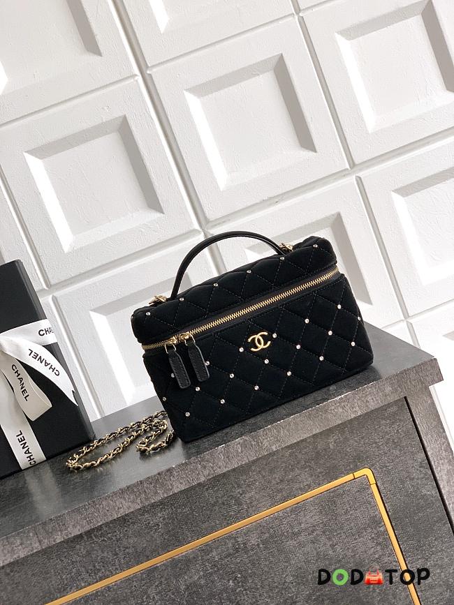 Chanel25k black bag size 14x19x5cm - 1