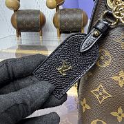 Louis Vuitton CarryAll BB  Monogram bag size 26x10x17cm - 5