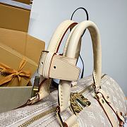 Louis Vuitton Keepall Bandoulière 45 bag size 45x20x27cm - 5