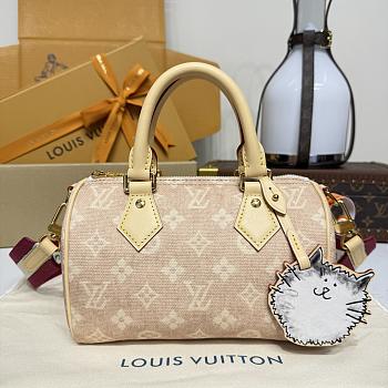Louis Vuitton Speedy 20 Bandoulière  bag size 20.5x12x13.5cm 