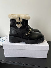 DiorAlps D-Quest Ankle Boot Black Grained Calfskin and White Lambskin Shearling - 1